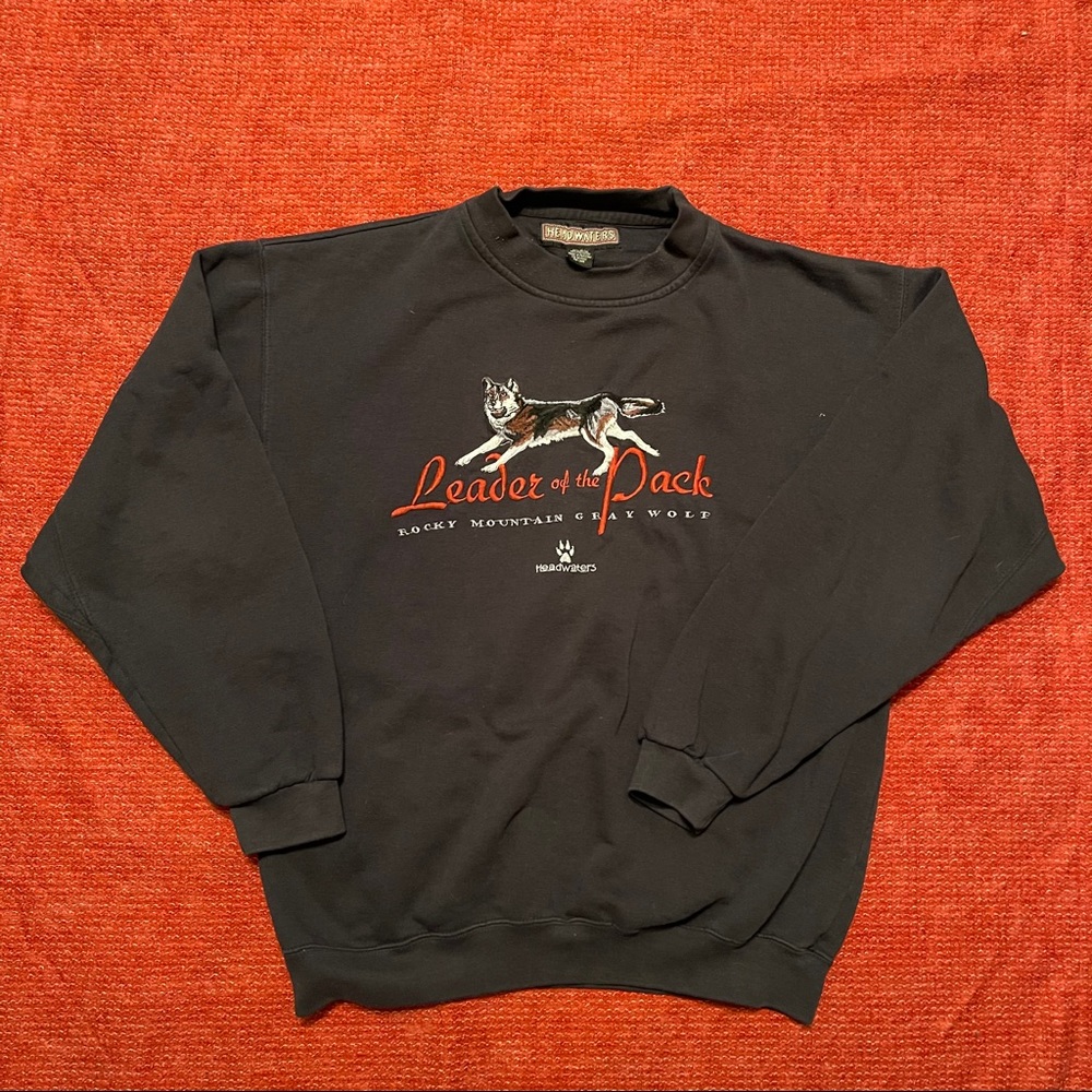 Vintage embroidered sweatshirt